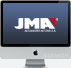 Un monitor con el logotipo de JMA en el medio